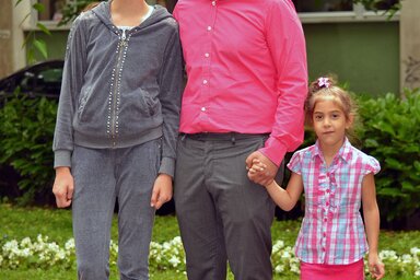 Tanár és tanítványai: Zsiga Pál, Lakatos Vivien és Ferković Fanni
