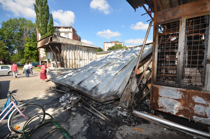 Reggel már csak a romok várták az érkezőket (Fotó: Molnár Edvárd)