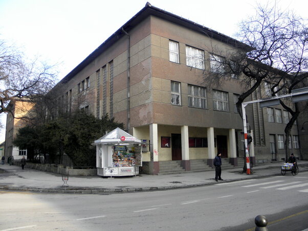 Egyes elképzelések szerint egyetemi karnak adhatna otthont az épület (Fotó: Fekete J. József)