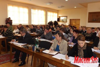 A topolyai községi képviselő-testület tegnapi ülésén