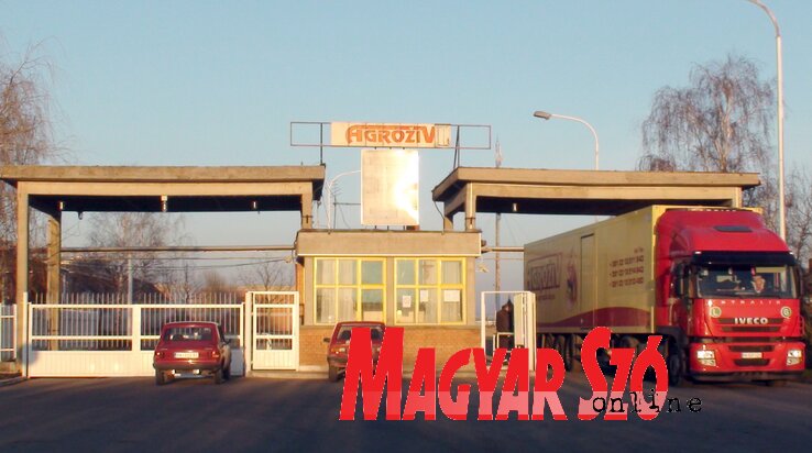 Béklyó lett a zászlóvivőből (Fotó: Kecskés István)