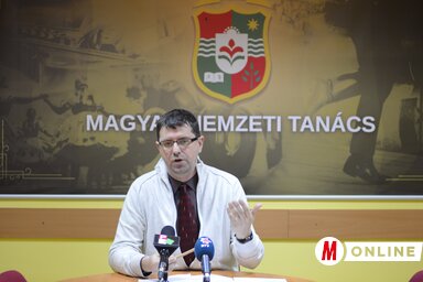 Paskó Csaba a koncertsorozatra hívja fel a figyelmet (Fotó: Molnár Edvárd)