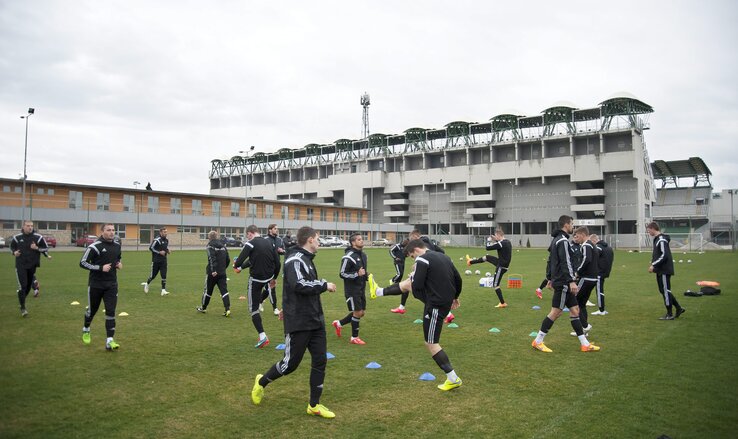 A Győri ETO FC labdarúgócsapata az ETO Parkban lévő edzőpályán