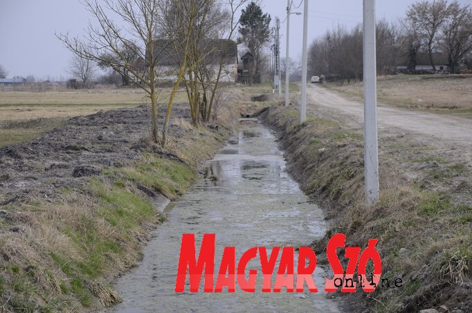 Makkhetesi utcarészlet (Fotók: Molnár Edvárd) Makkhetesi utcarészlet (Fotók: Molnár Edvárd)