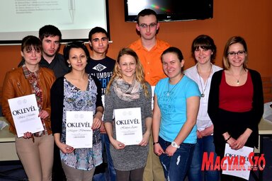 Az esszéírói pályázat nyertesei és a Magyar Tanszék különdíjasai