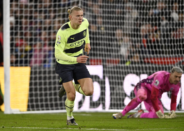 Az Arsenalt üldöző Manchester City Haaland büntetőjével verte a Crystal Palace-t (Fotó: Reuters) Az Arsenalt üldöző Manchester City Haaland büntetőjével verte a Crystal Palace-t (Fotó: Reuters)