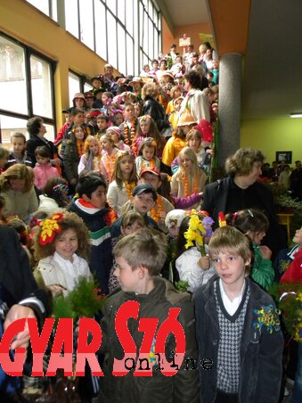 A tavalyi virágkarneválon (Fotó: Lakatos János) A tavalyi virágkarneválon (Fotó: Lakatos János)