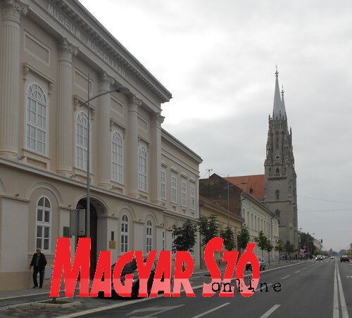 A Szent Gellért-templom sokkal több annál, minthogy Vajdaság legnagyobb temploma lenne, hiszen a megmaradást szolgálja A Szent Gellért-templom sokkal több annál, minthogy Vajdaság legnagyobb temploma lenne, hiszen a megmaradást szolgálja