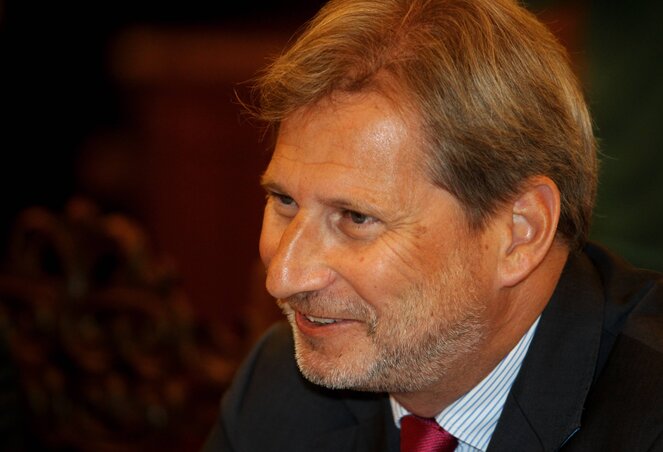 A bővítési biztos arról biztosította a szerb kormány képviselőit, hogy az ország mindig számíthat segítségére a csatlakozás tekintetében (Fotó: Beta)