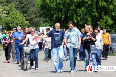 Nagy a bűz, kevés a tiltakozó (Fotó: Fekete J. József)