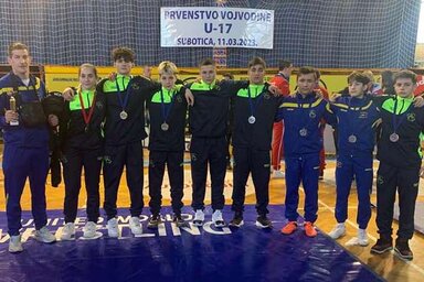 A Zenta U17-es birkózói Szabadkán
