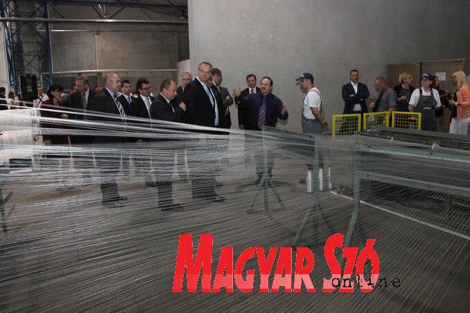 A cég Európa második legnagyobb üvegszövet gyártójává szeretne válni (Fotó: Diósi Árpád)