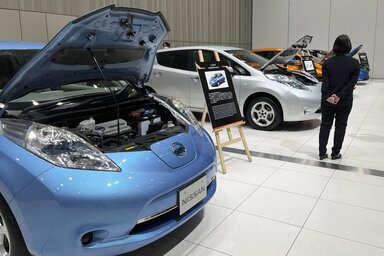A Nissan energiatakarékos modelljei  (Fotó: Beta/AP)