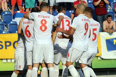 A szerbiai csapat gólt ünnepel (Fotó: Beta/AP)