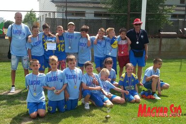A Zenta csapata a szlovákiai tornán (fotó: Wolland Árpád)