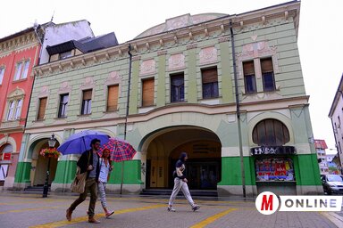 Ha minden tervszerűen alakul, a szabadkai Népszínház hamarosan a Hadseregotthonba költözhet  (Fotó: Molnár Edvárd)