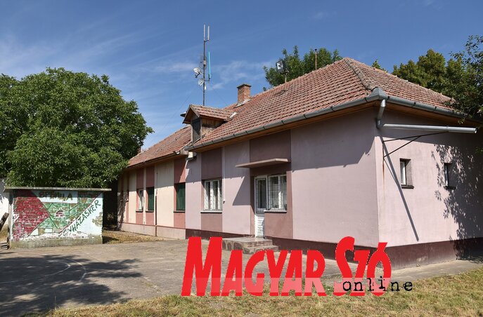 A helyi közösség épülete (Fotó: Gergely József) A helyi közösség épülete (Fotó: Gergely József)