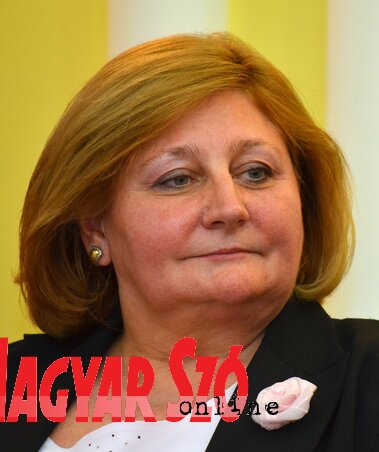 Takács Márta Takács Márta
