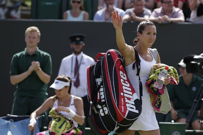Jelena Janković hétfőn búcsút intett Wimbledonnak (fotó: Beta) Jelena Janković hétfőn búcsút intett Wimbledonnak (fotó: Beta)