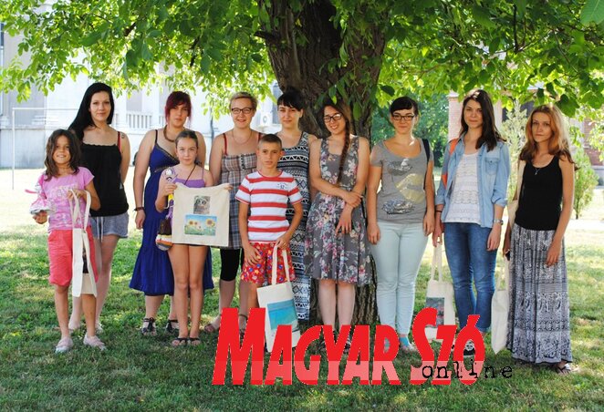 Dísztárgyakat készítettek a foglalkozáson (Fotó: Fekete J. József)