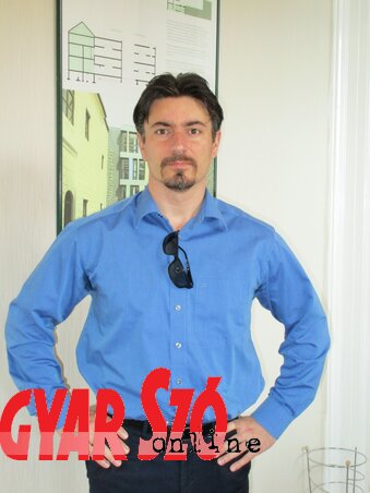 Vladimir Jerković: Az antológia bevételéből fölszerelést vettünk a helyi rockereknek (Fotó: Fekete J. József)