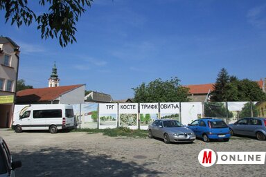 A munkálatok kezdetét meghirdető plakát (Fotó: Fekete J. József)