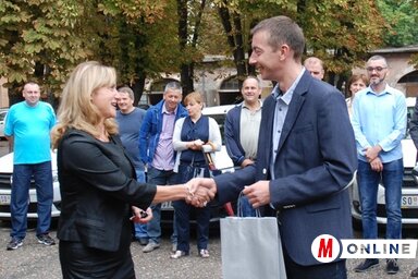 Az egészségház igazgatónője vette át a 4,5 millió értékű adományt (Fotó: Fekete J. József)