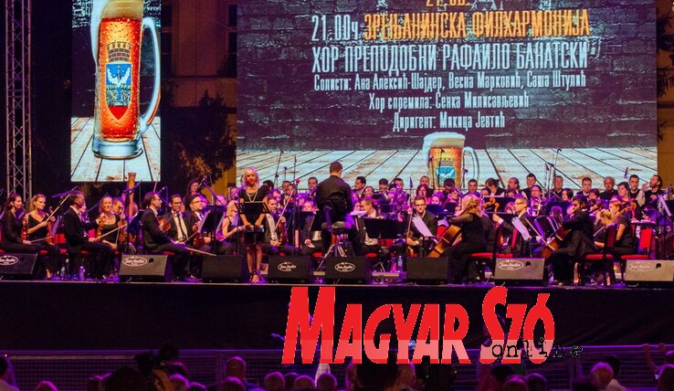 Hatvan év után szabadtéri komolyzenei koncert (Fotó: Kecskés István)