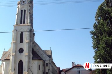 A Mária szent neve plébániatemplom (Fotó: Kecskés István)