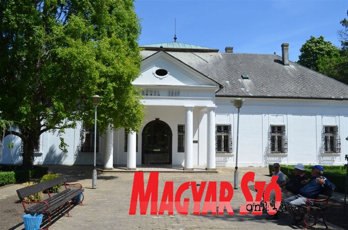 A grófi nyaraló 1846-ban épült A grófi nyaraló 1846-ban épült