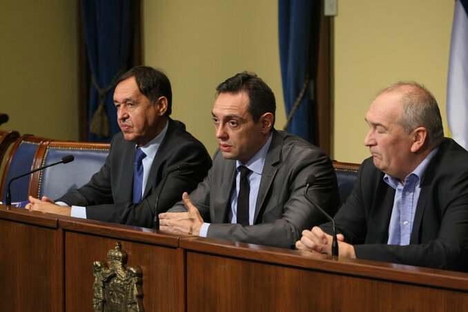 Nebojša Atanacković, Aleksandar Vulin és Ljubisav Orbović (Beta) Nebojša Atanacković, Aleksandar Vulin és Ljubisav Orbović (Beta)