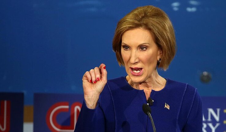 Carly Fiorina, aki nagyotmondásaival férfi vetélytársait is lekörözte a republikánus elnökjelölt-aspiránsok második tévévitája során (Beta/AP)