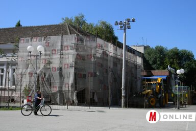 Több hónapos szünet után a munkálatok nemsokára folytatódnak (Fotó: Fehér Rózsa)