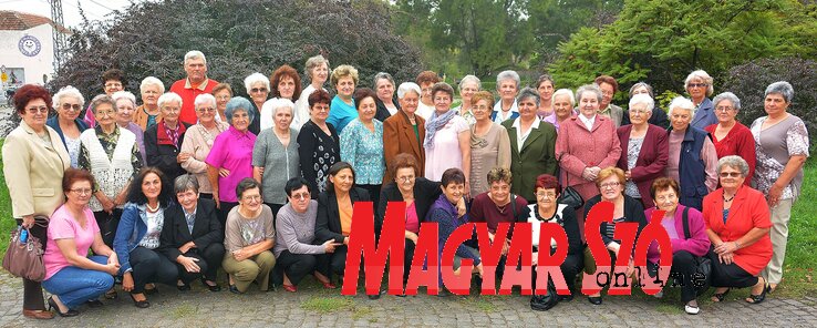 Az egykori varroda félszáz dolgozója jött el a nyugdíjas-találkozóra Az egykori varroda félszáz dolgozója jött el a nyugdíjas-találkozóra
