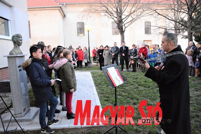 (Paraczky László felvétele) (Paraczky László felvétele)