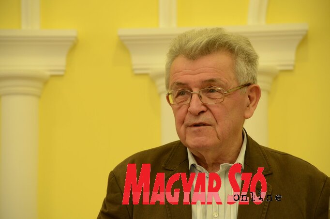 Péntek János (Molnár Edvárd felvétele) Péntek János (Molnár Edvárd felvétele)