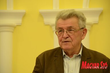 Péntek János (Molnár Edvárd felvétele)