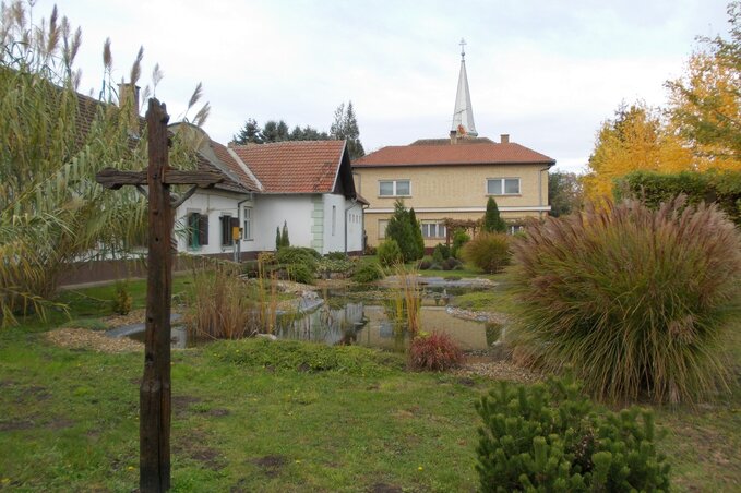 A „birodalom” részlete: kollégium, templom, élhető környezet (Fotó: Fodor István) A „birodalom” részlete: kollégium, templom, élhető környezet (Fotó: Fodor István)