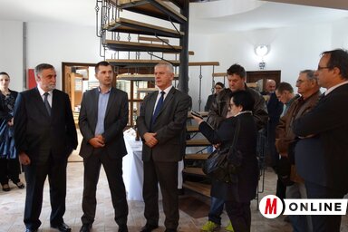 Projektumzáró ünnepség a TAKT alkotóházában. Balról Gusztony András, Dejan Bradaš és Miroslav Vasin (Góbor Béla felvétele)