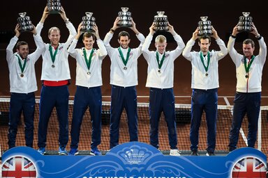 A győztes brit csapat (Beta/AP)