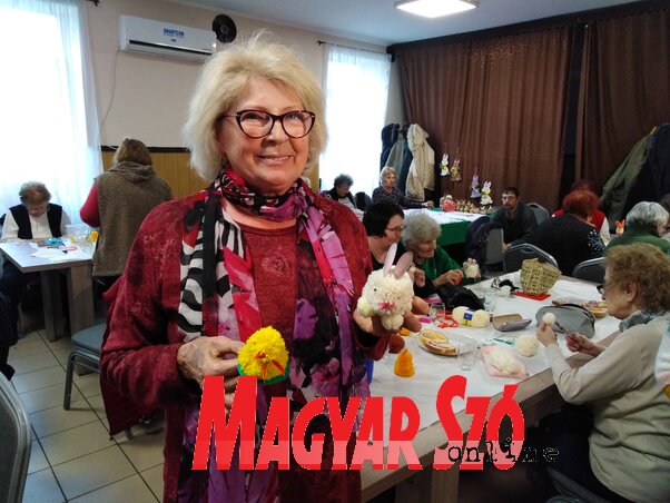 Az elkészült pomponnyuszikat és -csibéket ajándékba adják, vagy a lakást fogják díszíteni vele (Herceg Elizabetta felvétele) Az elkészült pomponnyuszikat és -csibéket ajándékba adják, vagy a lakást fogják díszíteni vele (Herceg Elizabetta felvétele)