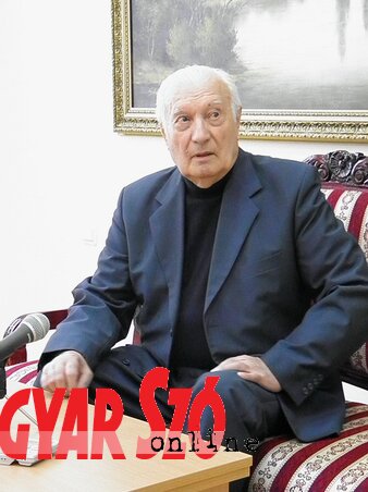 Sava Stojkov utolsó sajtótájékoztatóján (Fotó: Fekete J. József) Sava Stojkov utolsó sajtótájékoztatóján (Fotó: Fekete J. József)