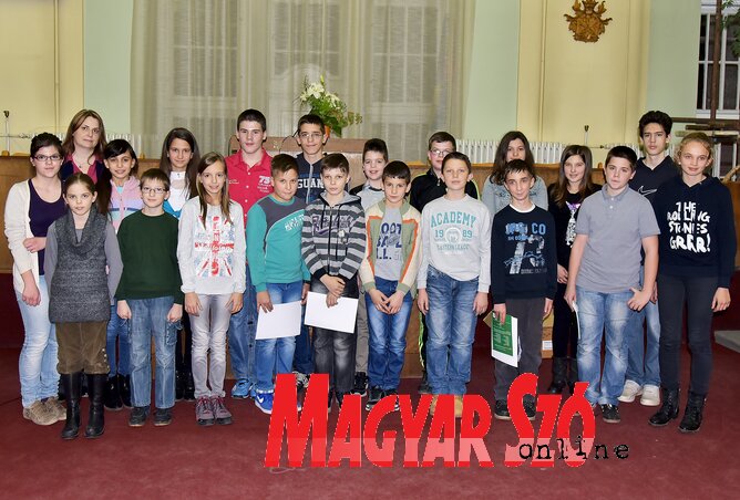 A felsősök legjobbjai, akik Magyarországon képviselhetik Vajdaságot (Fotó: Gergely Árpád)