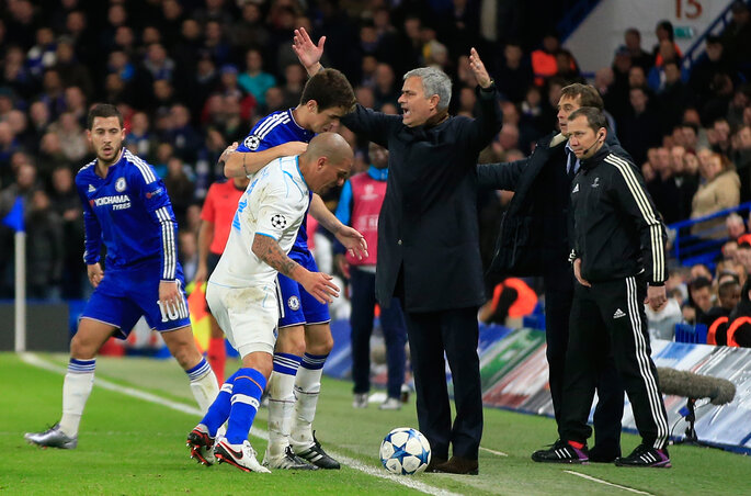 José Mourinho szusszanhat egyet a Chelsea élén (Fotó: Beta/AP).