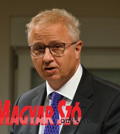 Trócsányi László: A magyar kormány számára a Délvidék prioritás volt, ma is az, és a jövőben is az lesz (Ótos András felvétele) Trócsányi László: A magyar kormány számára a Délvidék prioritás volt, ma is az, és a jövőben is az lesz (Ótos András felvétele)