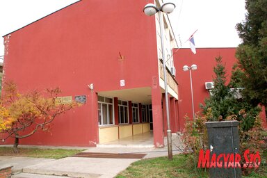 Az iskola, amelyben még 250 magyar diák tanul (Paraczky László felvétele)