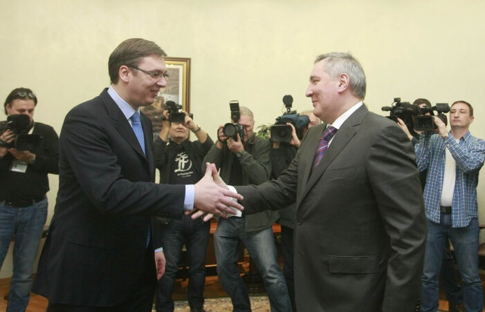 Aleksandar Vučić és Dmitrij Rogozin (Beta)
