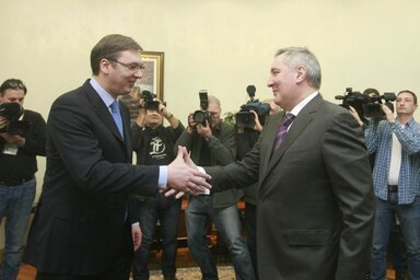 Aleksandar Vučić és Dmitrij Rogozin (Beta)