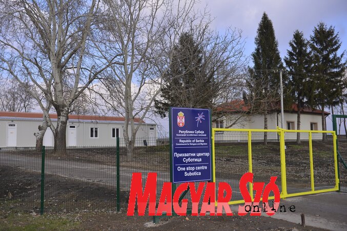 Délben már újra üres volt a befogadó központ (Fotó: Molnár Edvárd)