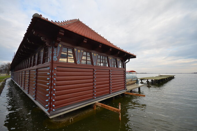 A móló felújítása még várat magára